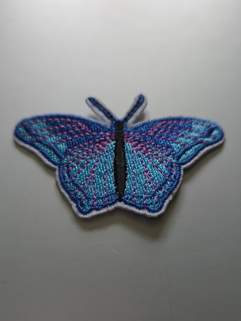 BUTTERFLY IRON ON